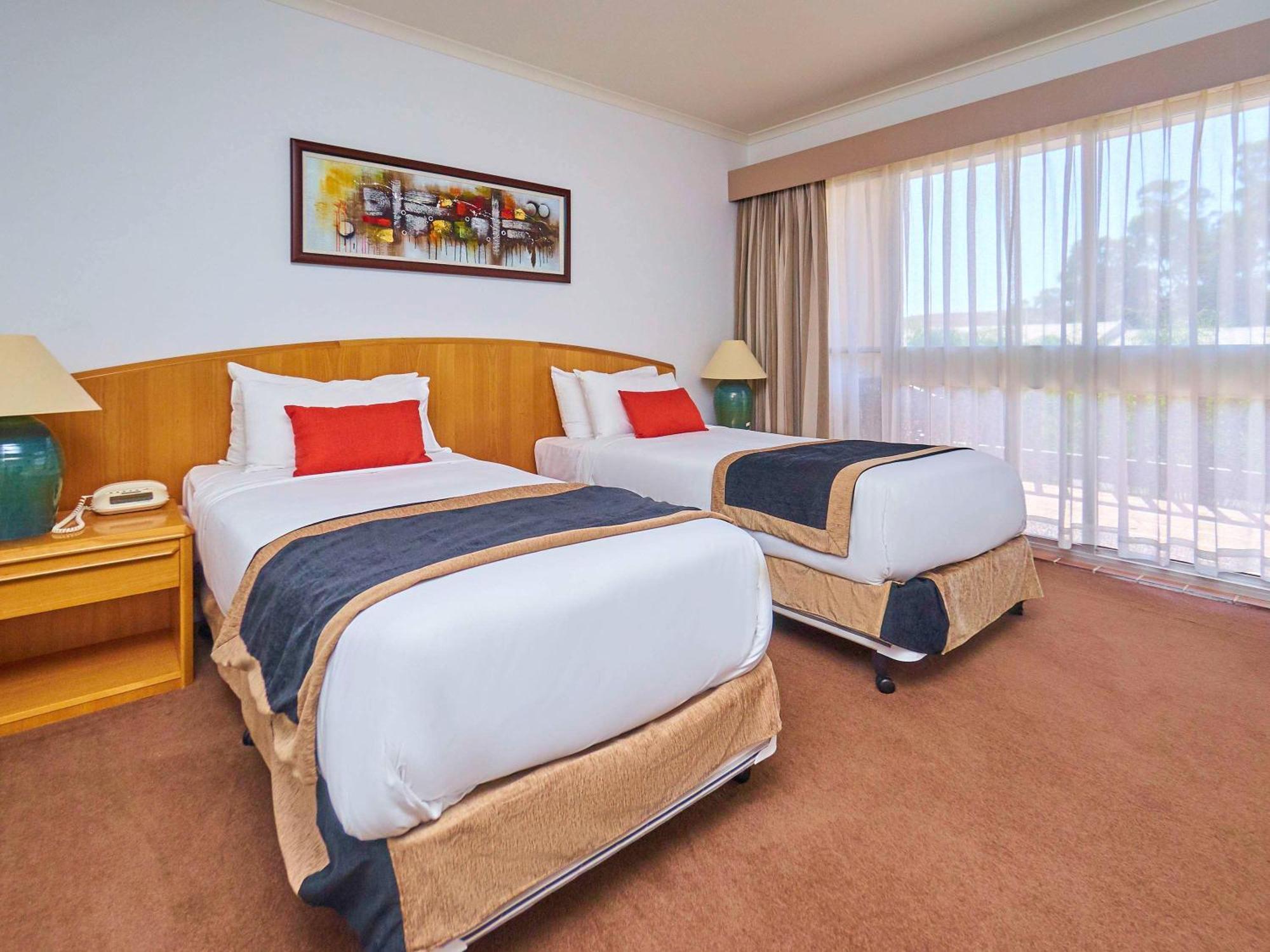 Breakfree Wirrina Cove Hotel Екстериор снимка